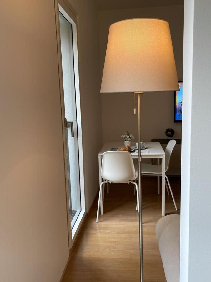 Connie S Home Free Parking Lugano Exteriör bild